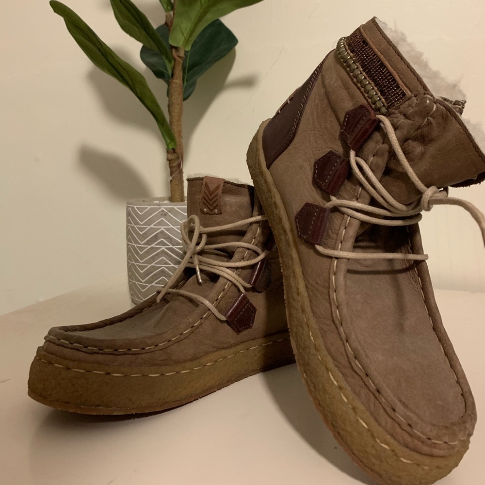 Laidback London EUR 36 (US 6) Nyali Moccasins